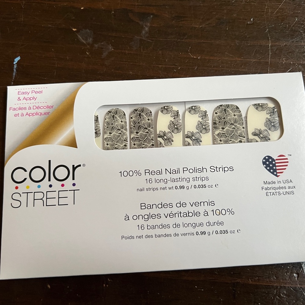 NWT Color Street Flower Power